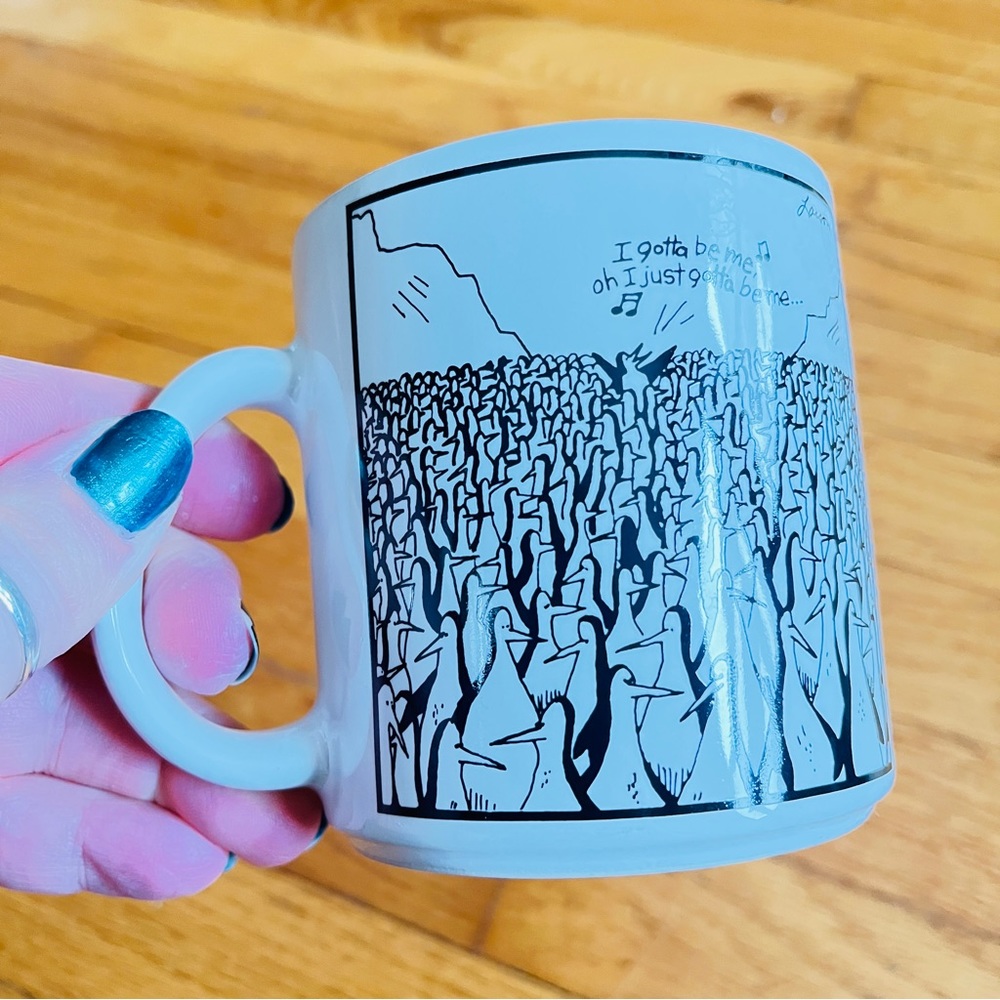 Vintage 1982 The Far Side I Gotta Be Me Penguin Mug
